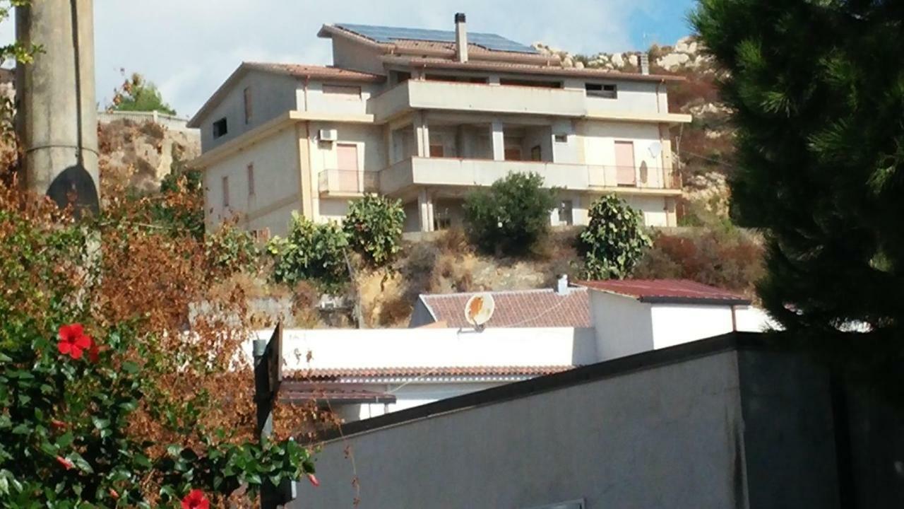 Villa Spaia Brancaleone Marina Ngoại thất bức ảnh